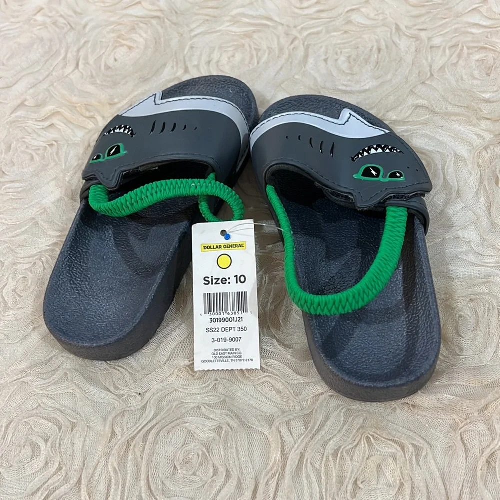 FREE* Swiggles Shark shoes size 10